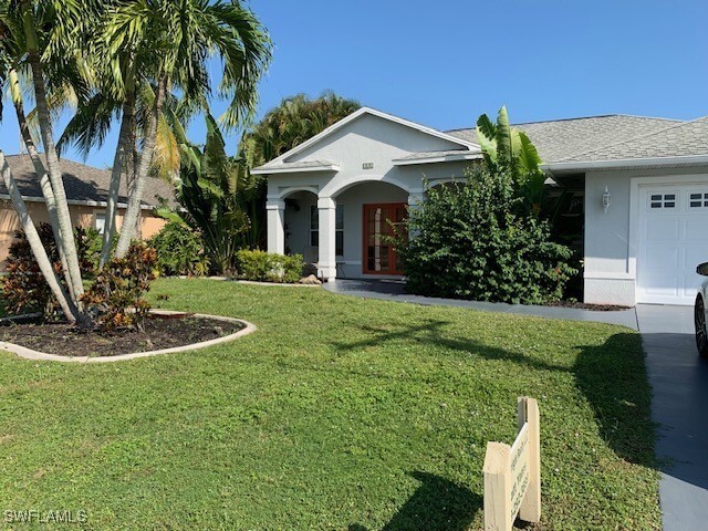 121 SE 21st St in Cape Coral, FL - Building Photo