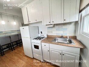 24 Mason St in Lebanon, NH - Building Photo - Building Photo