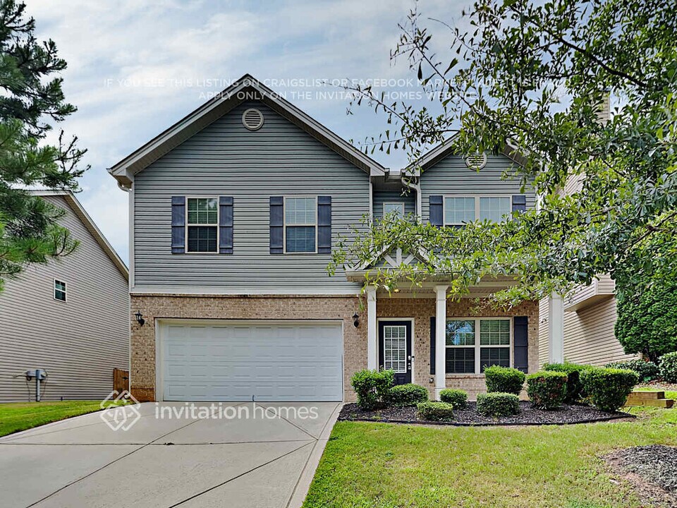 5634 Elwood Cir in Flowery Branch, GA - Building Photo