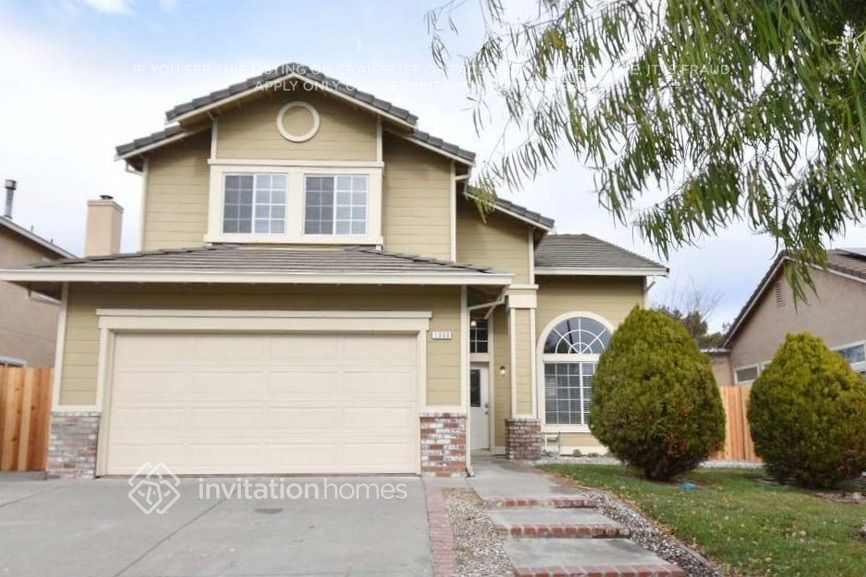 1368 Northwood Dr in Fairfield, CA - Building Photo