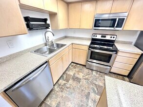 4808 97th Ave W in University Place, WA - Building Photo - Building Photo