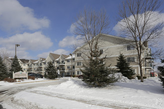 Southview Estates in Bloomington, MN - Foto de edificio - Building Photo