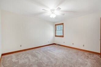 7466 Corr St in Gloucester, VA - Building Photo - Building Photo