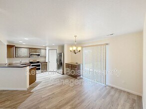 39 S Lemhi Dr in Nampa, ID - Foto de edificio - Building Photo