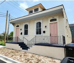1841 St Ann St. in New Orleans, LA - Building Photo