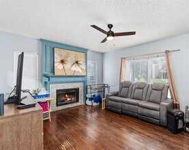 1520 Beach Ln in Arlington, TX - Foto de edificio - Building Photo