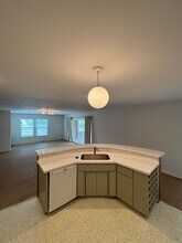 442 E Huisache Ave in San Antonio, TX - Building Photo - Building Photo