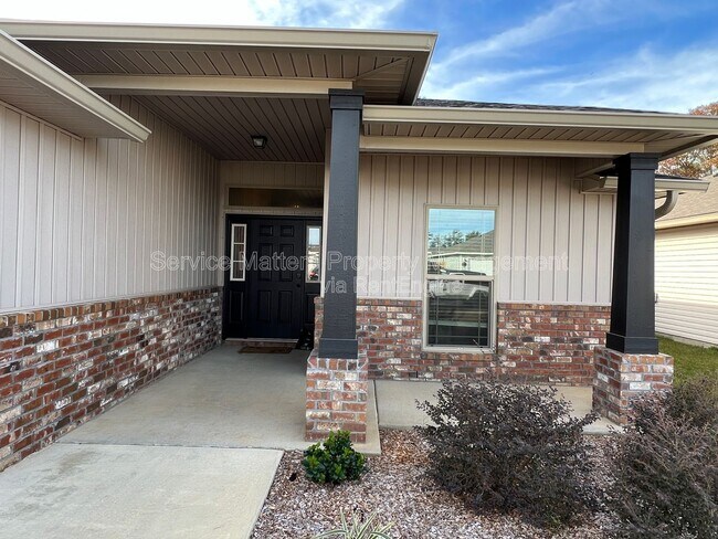 5463 Peach Dr in Pace, FL - Building Photo - Building Photo