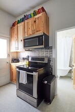 200 8th Ave SW in Cedar Rapids, IA - Building Photo - Building Photo