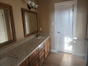 9902 Kings Walk Round St in Houston, TX - Building Photo - Building Photo