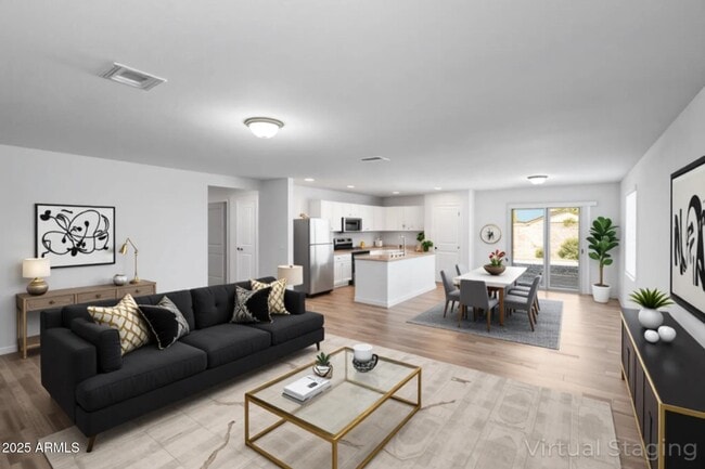 2084 E Velvet Pl in Casa Grande, AZ - Building Photo - Building Photo