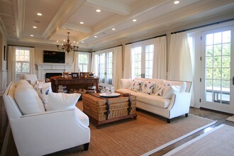 72 Windmill Ln in Bridgehampton, NY - Building Photo - Building Photo