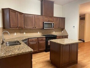 904 Barchetta Dr in College Station, TX - Building Photo - Building Photo