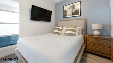 2005 11th St NW, Unit 602 in Washington, DC - Foto de edificio - Building Photo