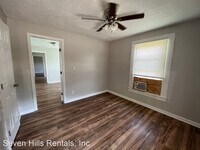 1506 Cave Spring Rd SW photo'