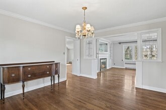 16 Russet Ln in Halesite, NY - Building Photo - Building Photo