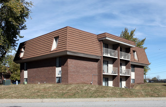 Lakes at Crossbridge in Indianapolis, IN - Foto de edificio - Building Photo