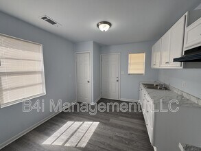 4507 Glade Rd in Forest Park, GA - Building Photo - Building Photo