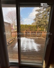 2090 Cumberland Rd in Rochester Hills, MI - Building Photo - Building Photo