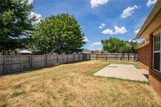 561 Firewood Dr in Centerton, AR - Building Photo - Building Photo
