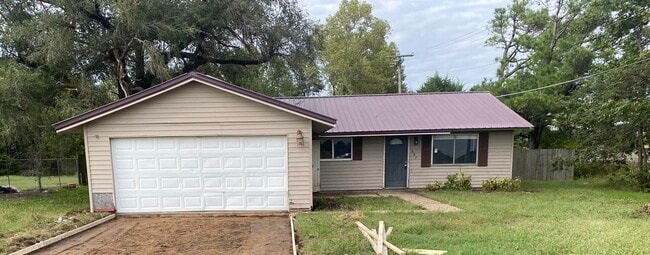 property at 602 Calumet Rd