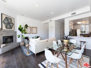 7912 Blackburn Ave-Unit -5 in Los Angeles, CA - Building Photo - Building Photo