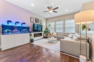 9325 E 58th Dr in Denver, CO - Building Photo - Building Photo