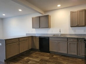 126 Robert Cir in Lebanon, PA - Foto de edificio - Building Photo