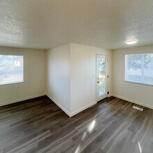 3185 S Apple St in Boise, ID - Building Photo - Building Photo