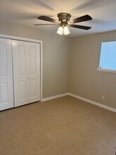 7920 Dorsett Dr in New Orleans, LA - Building Photo - Building Photo