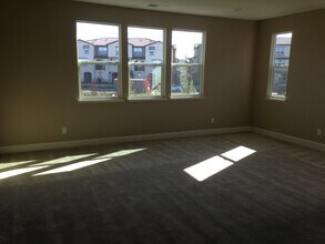 1250 Gusty Loop, Unit 6 in Livermore, CA - Building Photo - Building Photo