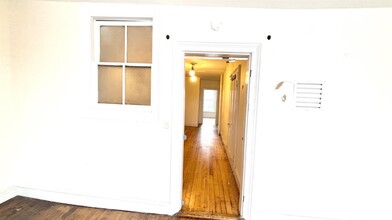 612 Warren St in Hudson, NY - Building Photo - Building Photo