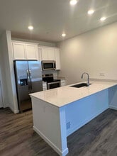 5396 Euclid Dr in Timnath, CO - Foto de edificio - Building Photo