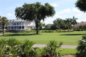 6760 Pelican Bay Blvd in Naples, FL - Building Photo - Building Photo