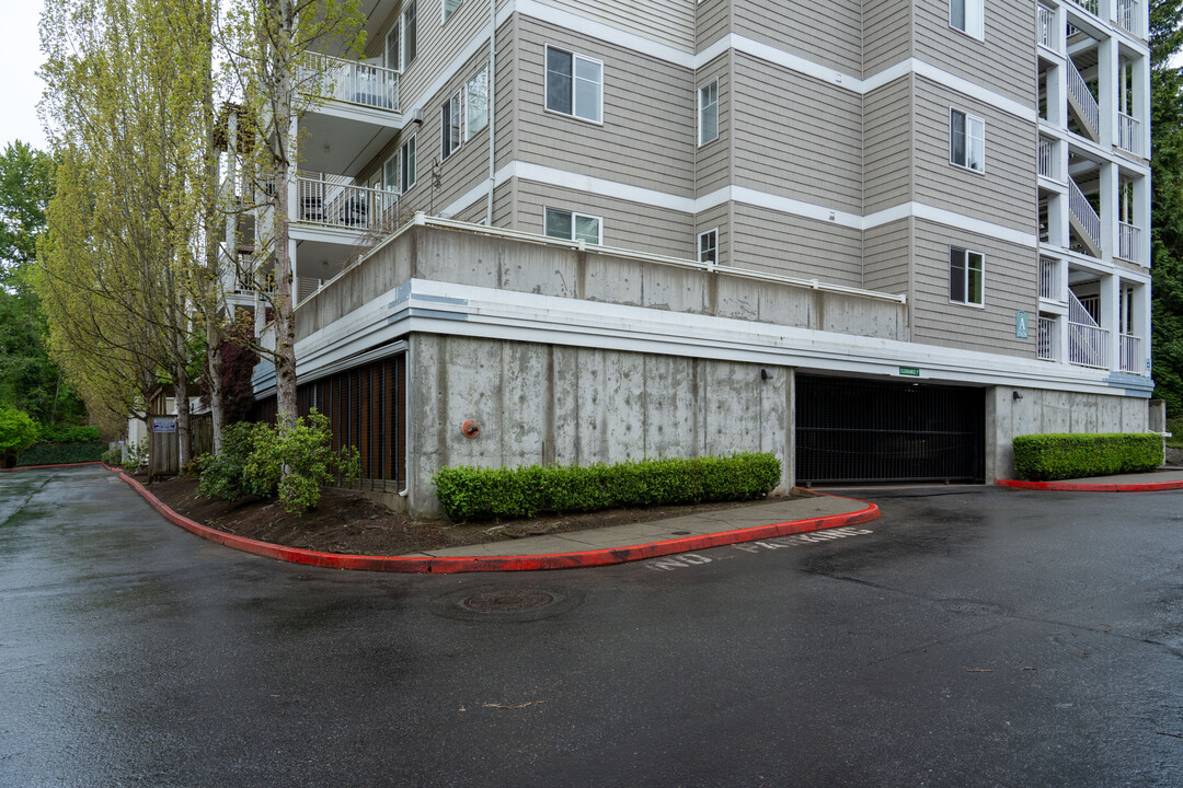 Riverfront Condos in Bothell, WA - Building Photo