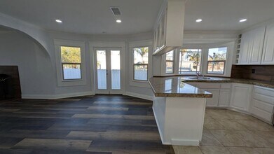 2827 Imperial Ave in San Diego, CA - Building Photo - Building Photo