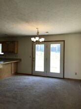 206 William Dr in Ogden, KS - Building Photo - Building Photo