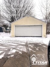 1019 Witzel Ave in Oshkosh, WI - Building Photo - Building Photo