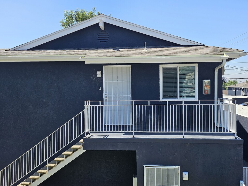 Olive Tree Apartments in Pomona, CA - Building Photo