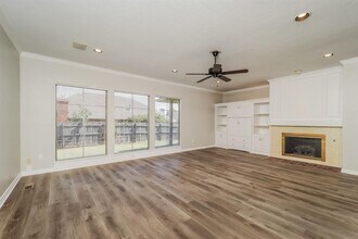 10404 Regent St in Oklahoma City, OK - Building Photo - Building Photo