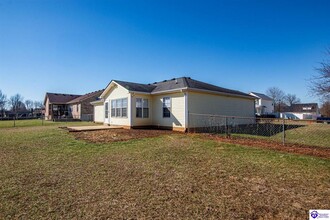 407 Promise Ln in Elizabethtown, KY - Building Photo - Building Photo