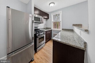 4703 Ravenswood Rd in Riverdale Park, MD - Building Photo - Building Photo