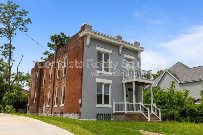 property at 5866 Etzel Ave