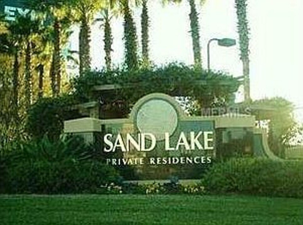 8800 Latrec Ave in Orlando, FL - Building Photo