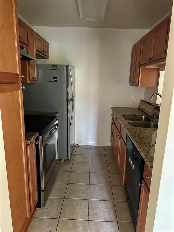 3045 Walnut Bend Ln in Houston, TX - Building Photo - Building Photo