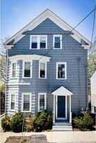16 Tecumseh Street, Unit Unit #1 (First Floor) in Providence, RI - Building Photo