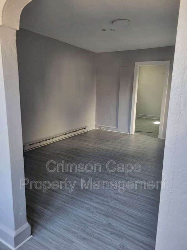 property at 13 E Chestnut St
