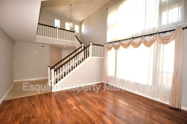 2881 Silk Oak Ave in Thousand Oaks, CA - Building Photo - Building Photo