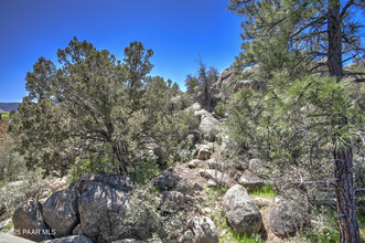 1121 Boulder Park Ave in Prescott, AZ - Foto de edificio - Building Photo