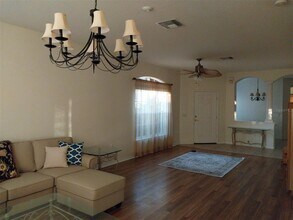 5641 Hidden Oak Ct in North Port, FL - Building Photo - Building Photo